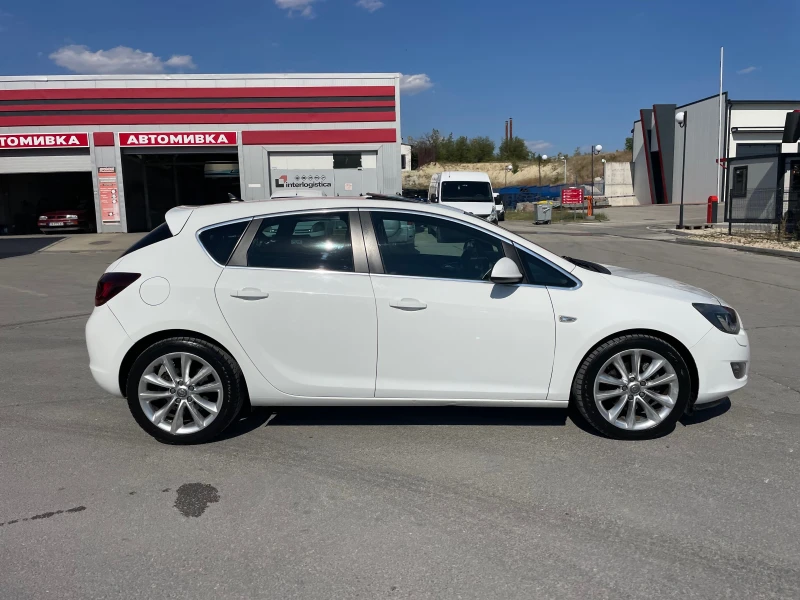 Opel Astra 2.0 NAVI, снимка 4 - Автомобили и джипове - 46913828