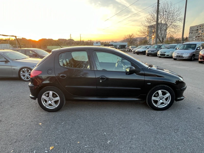 Peugeot 206 1.6HDI 109кс Вс екстри !!!, снимка 6 - Автомобили и джипове - 47873585