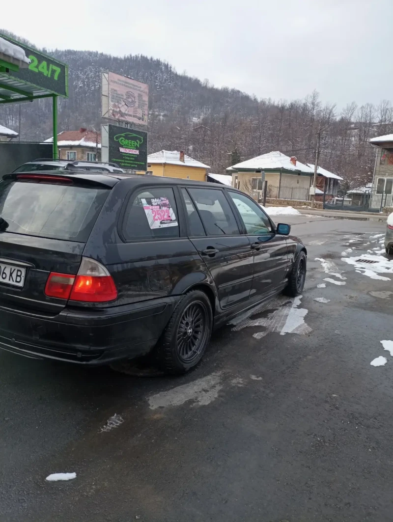 BMW 320, снимка 6 - Автомобили и джипове - 48692900