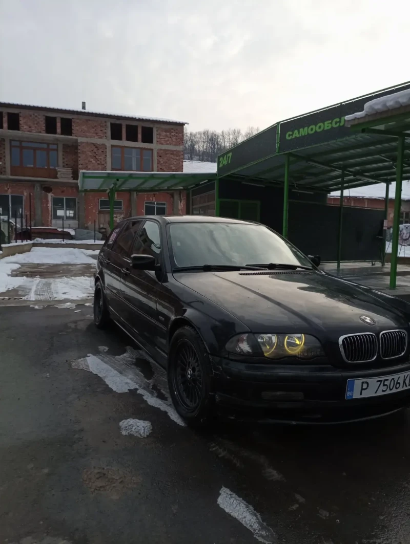 BMW 320, снимка 7 - Автомобили и джипове - 48692900