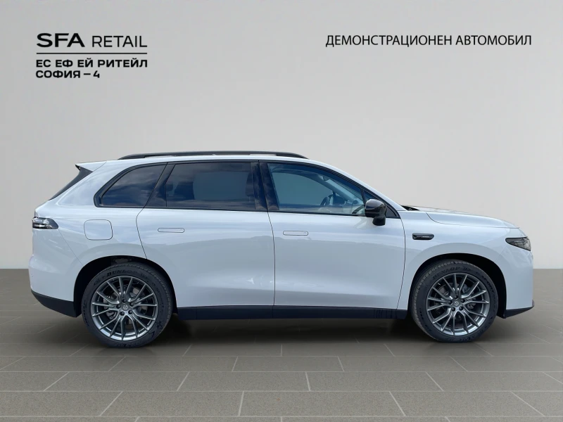 Leapmotor C10 DESIGN REEV 158kW 28, 4kWh, снимка 4 - Автомобили и джипове - 52558260