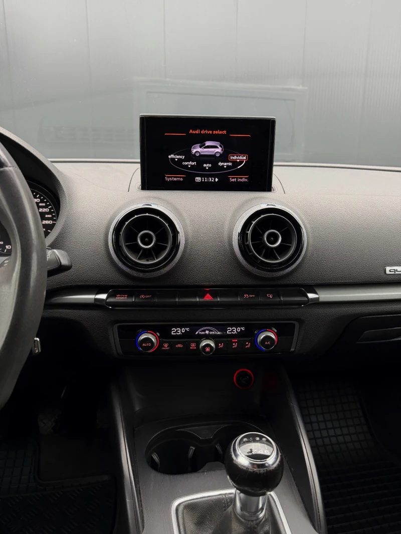 Audi A3 8V-2.0TDI/3xS LINE/QUATTRO/NAVI, снимка 11 - Автомобили и джипове - 52666987