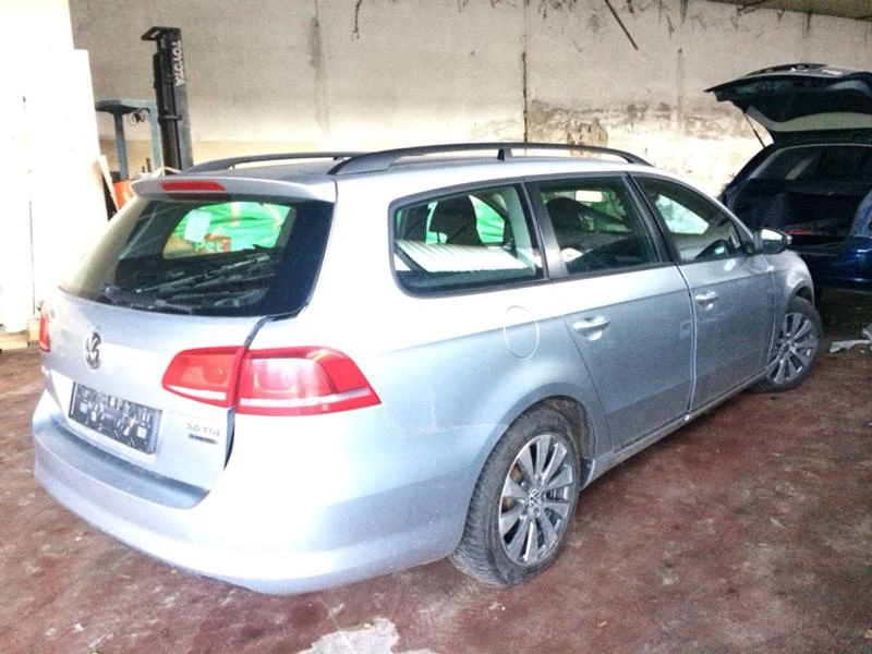 VW Passat 7 2.0TDI 140 кс, снимка 6 - Автомобили и джипове - 43182356