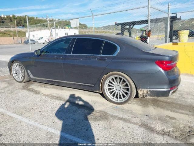 BMW 740 * Alpina Performance* MAСАЖ* ПАНОРАМА* АМБИЕНТ* , снимка 5 - Автомобили и джипове - 54959826