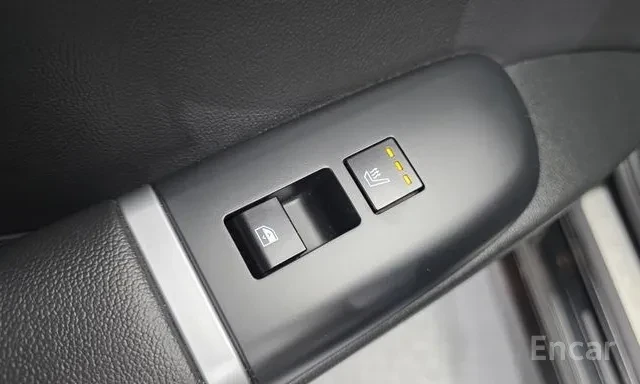 Hyundai Grandeur Hybrid Premium | Обдухване | Head up | 360 | , снимка 14 - Автомобили и джипове - 55641289