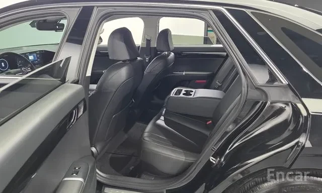 Hyundai Grandeur Hybrid Premium | Обдухване | Head up | 360 | , снимка 12 - Автомобили и джипове - 55641289