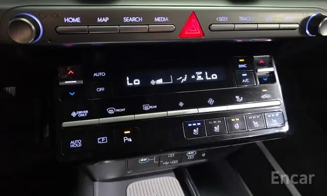 Hyundai Grandeur Hybrid Premium | Обдухване | Head up | 360 | , снимка 13 - Автомобили и джипове - 55641289