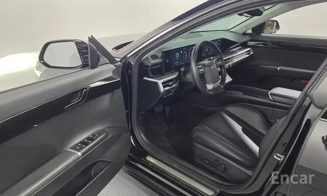 Hyundai Grandeur Hybrid Premium | Обдухване | Head up | 360 | , снимка 5 - Автомобили и джипове - 55641289