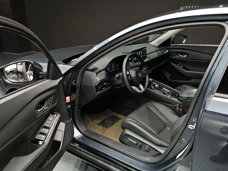 Honda Accord 2.0 Hybrid - ���� 30% �����! | Mobile.bg � ����������� 10