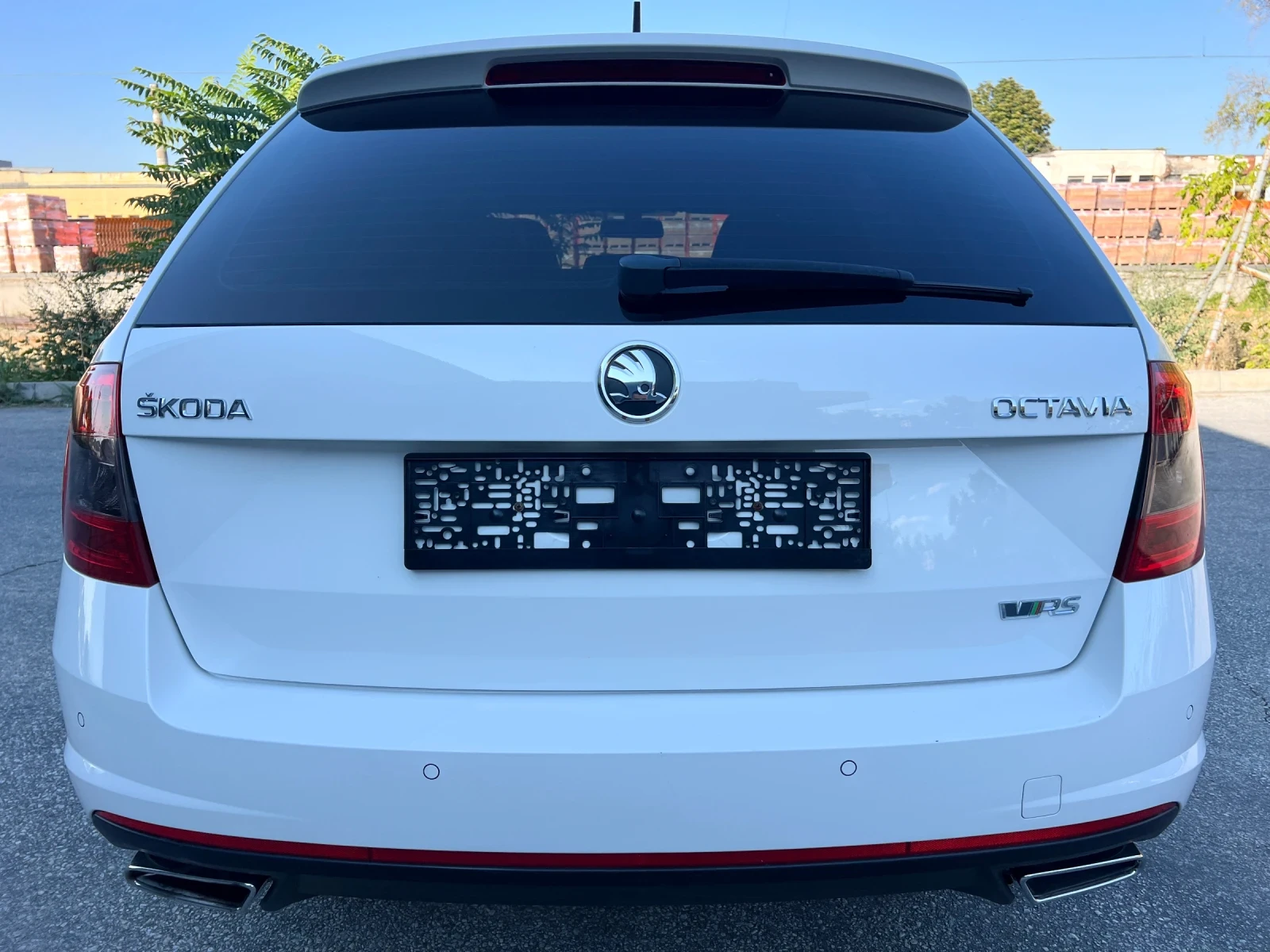 Skoda Octavia 2.0 TDI / VRS / FULL / RECARO / PANORAMA / NAVI - изображение 6