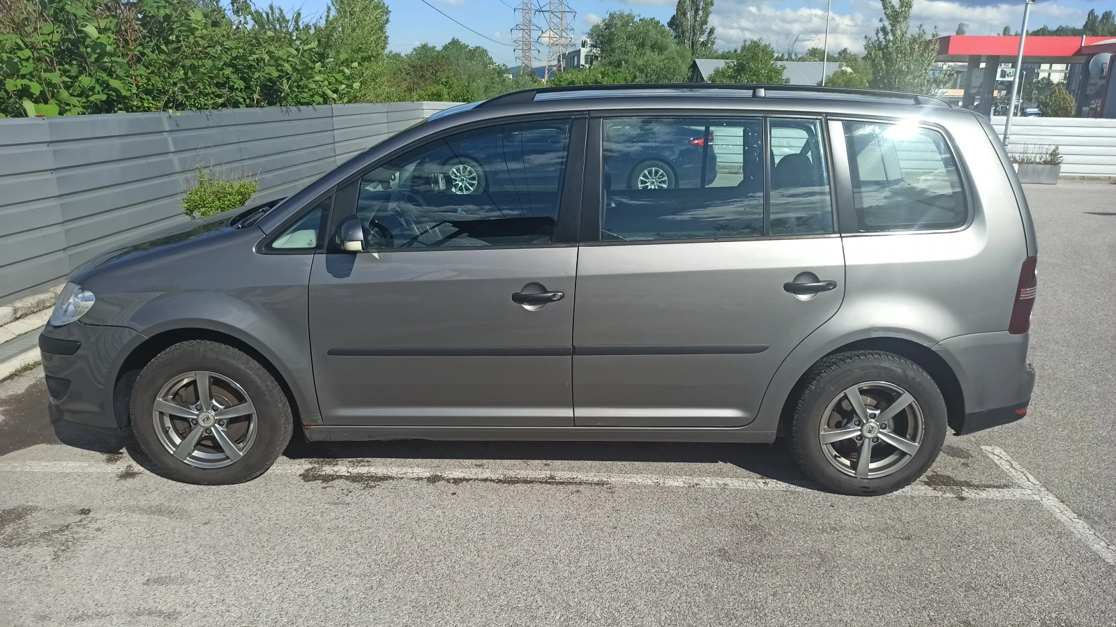 VW Touran  - изображение 7