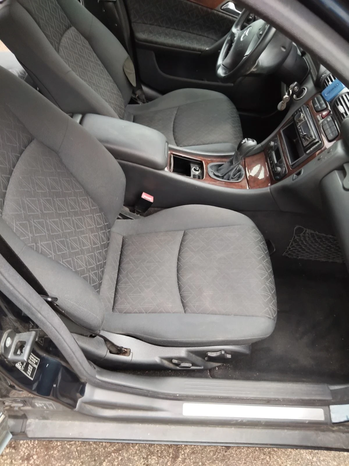 Mercedes-Benz C 200  - изображение 7