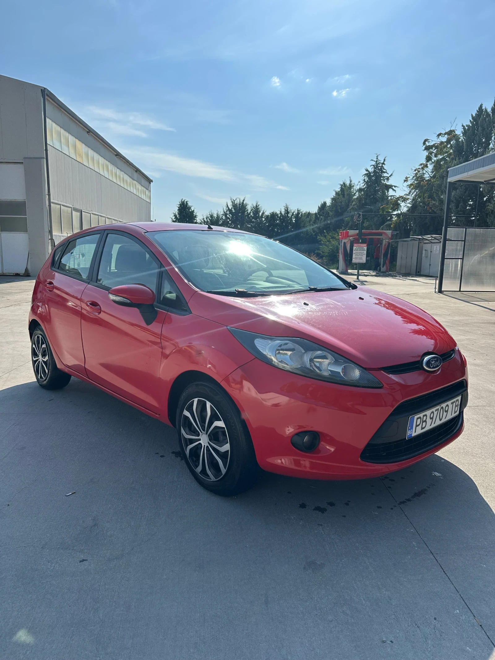 Ford Fiesta  - изображение 6