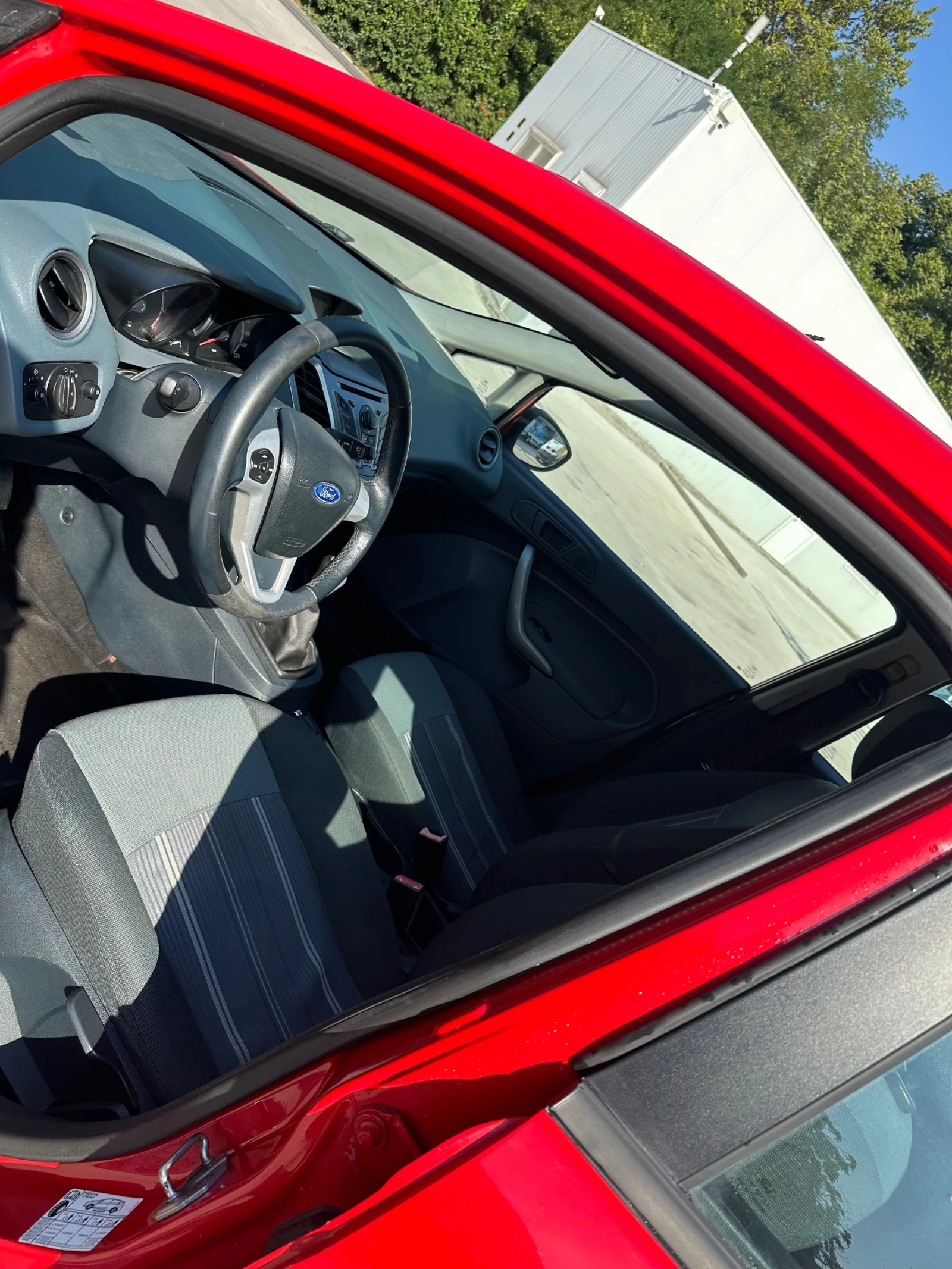 Ford Fiesta  - изображение 4