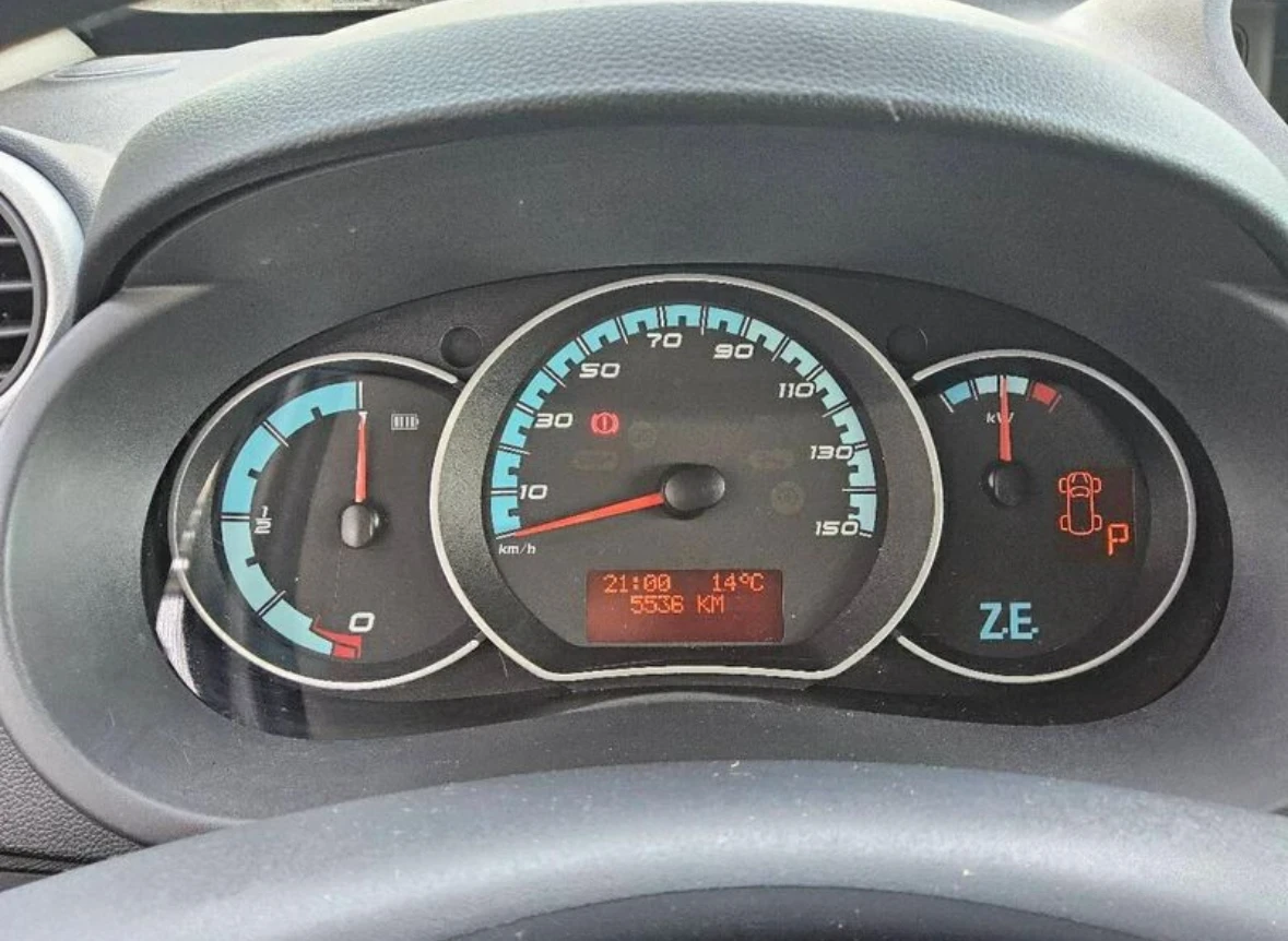 Renault Kangoo Z.E. 33KW батерия 5000км НОВА - изображение 3