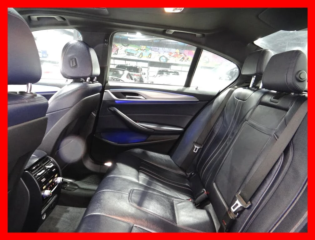 BMW 530 I * M-Package* * HeadUp* A���������* (���� �� ��) | Mobile.bg � ����������� 11