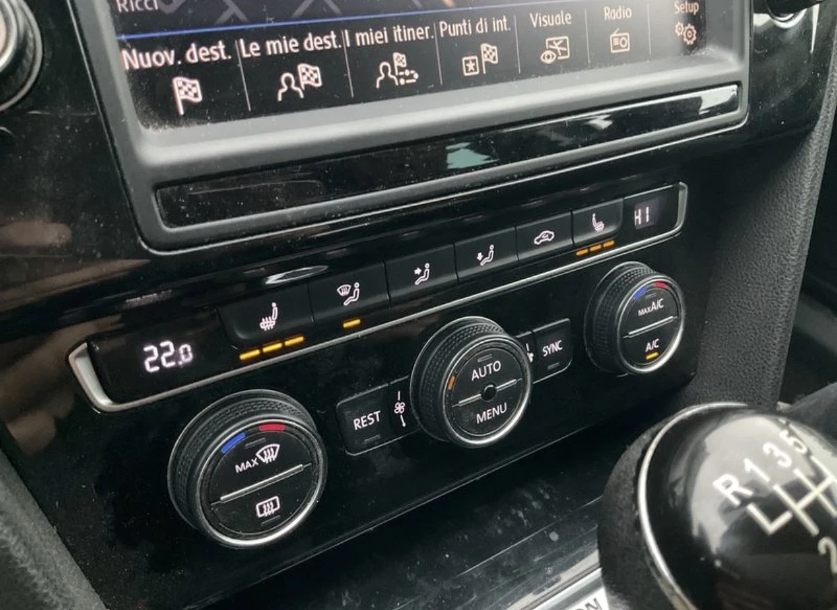 VW Passat 4-MOTION ОЧАКВАН ВНОС ИТАЛИЯ , снимка 12 - Автомобили и джипове - 53512999