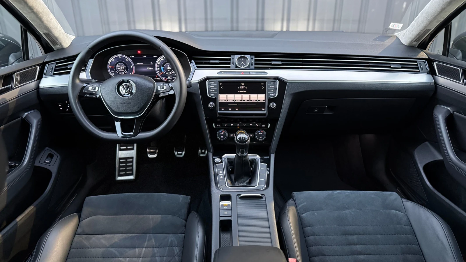 VW Passat 4-MOTION DIGITAL COCKPIT , снимка 10 - Автомобили и джипове - 53512999