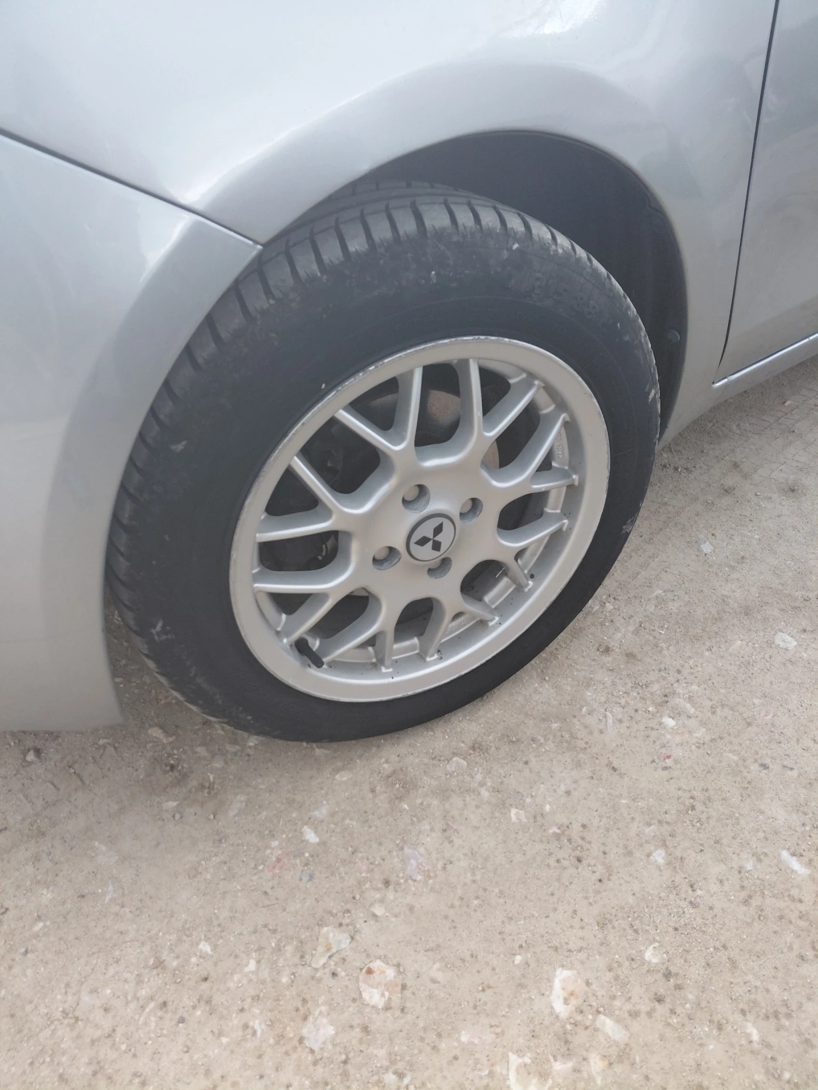 Toyota Yaris, снимка 9 - Автомобили и джипове - 54257534