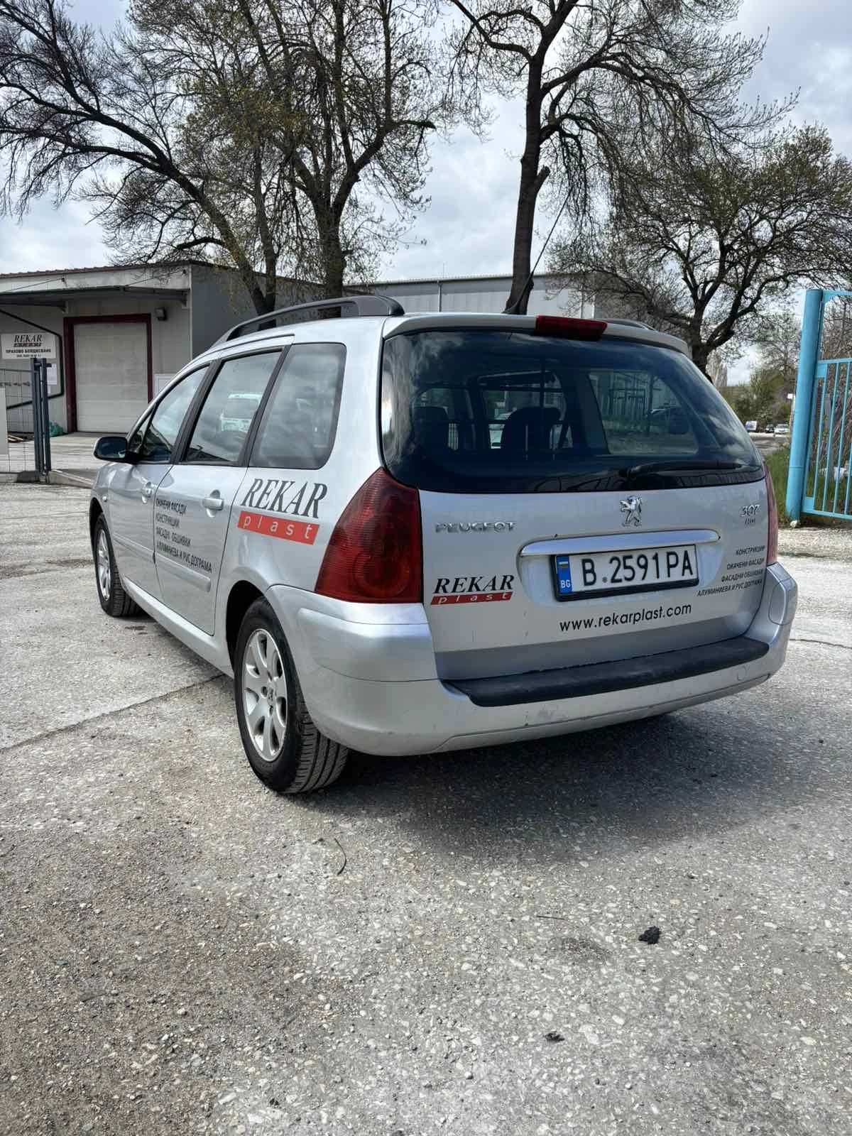 Peugeot 307 2.0 hdi, снимка 8 - Автомобили и джипове - 54280794