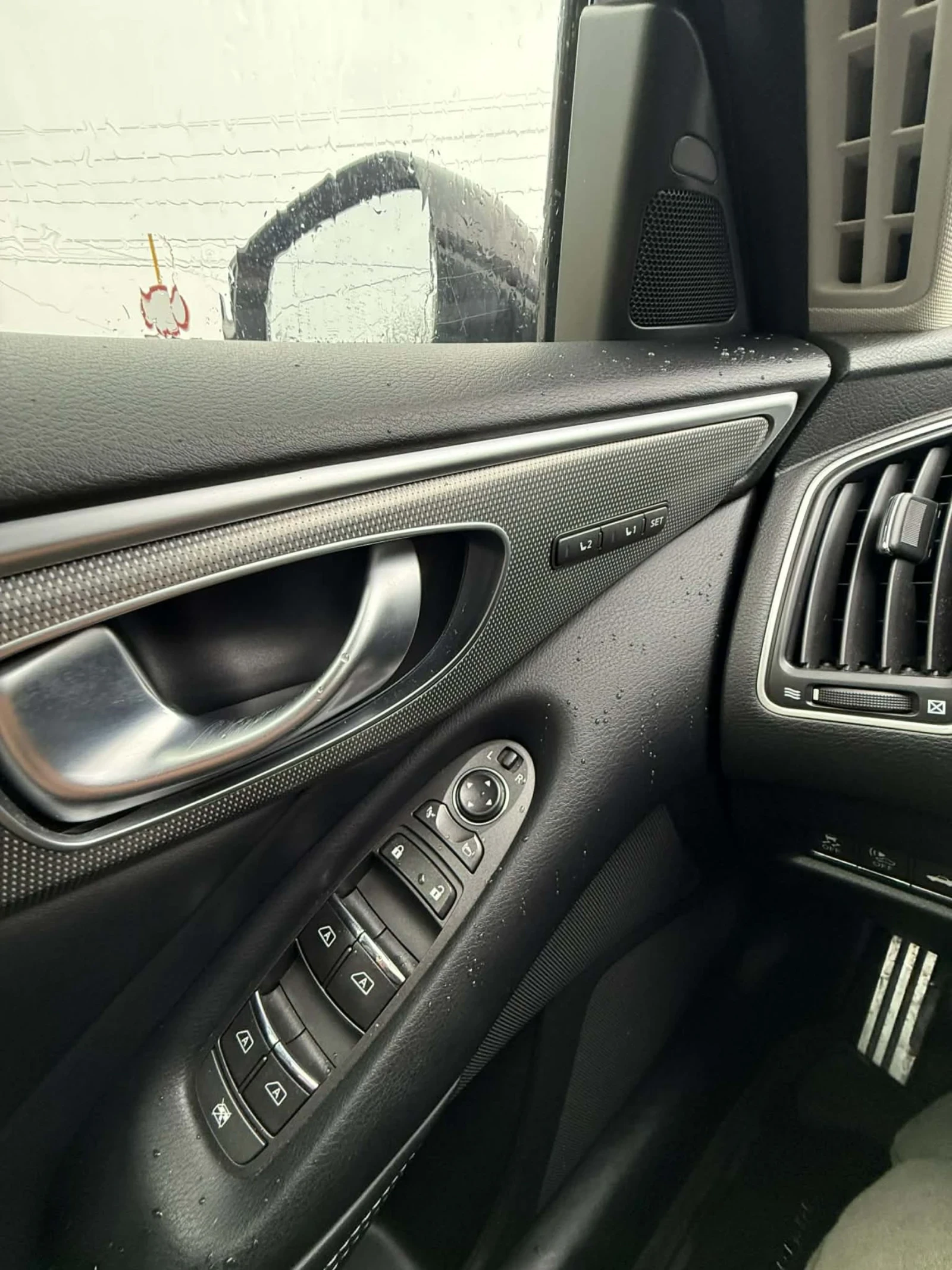 Infiniti Q50, снимка 8 - Автомобили и джипове - 54443500
