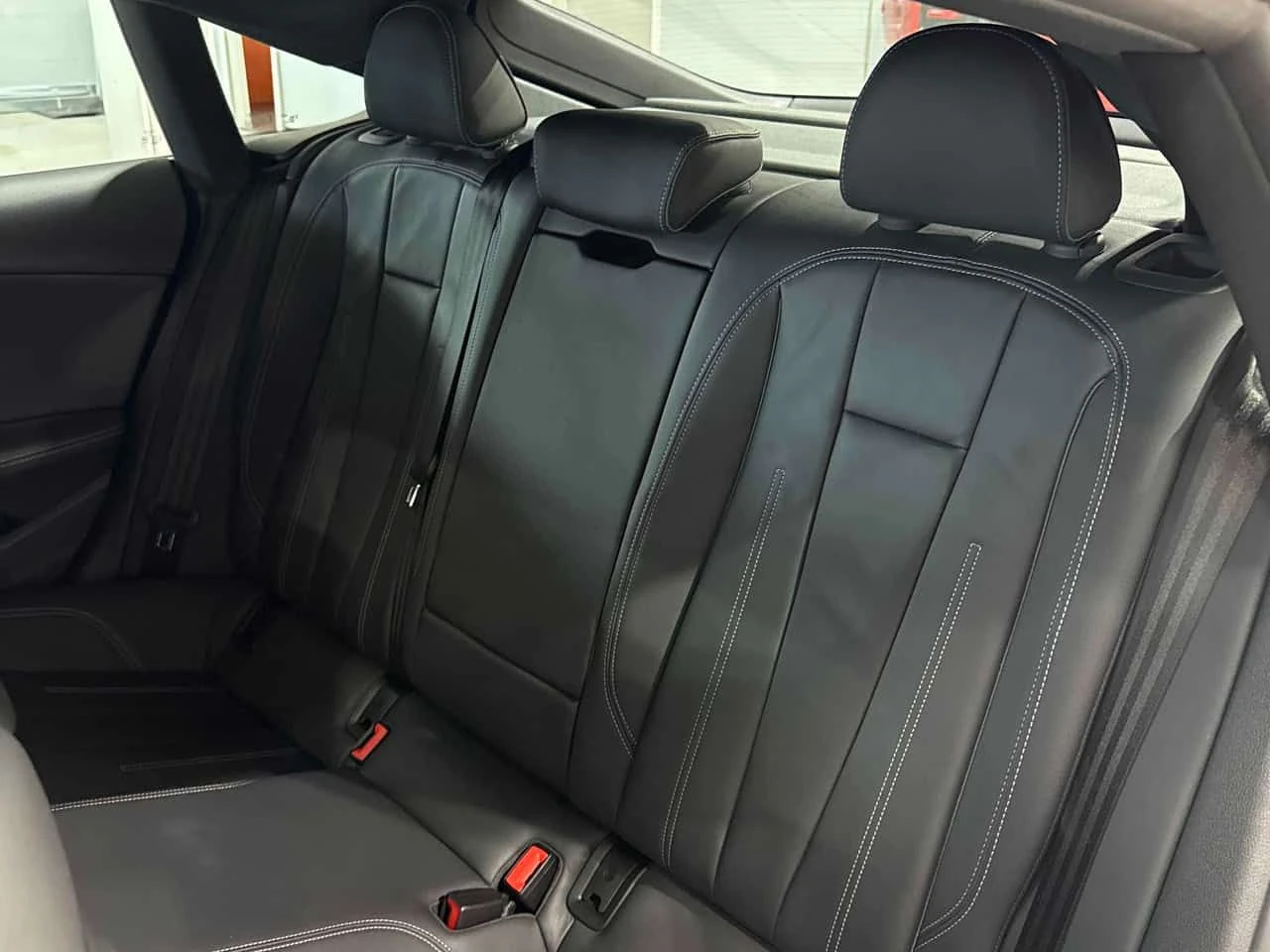 Audi A5 Progressiv| DISTRONIC| ПОДГРЕВИ| ШИБИДАХ| 2 КЛЮЧА, снимка 13 - Автомобили и джипове - 54757002