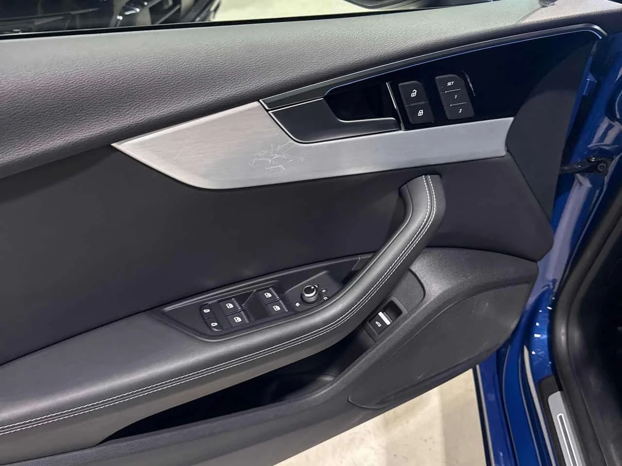 Audi A5 Progressiv| DISTRONIC| ПОДГРЕВИ| ШИБИДАХ| 2 КЛЮЧА, снимка 16 - Автомобили и джипове - 54757002