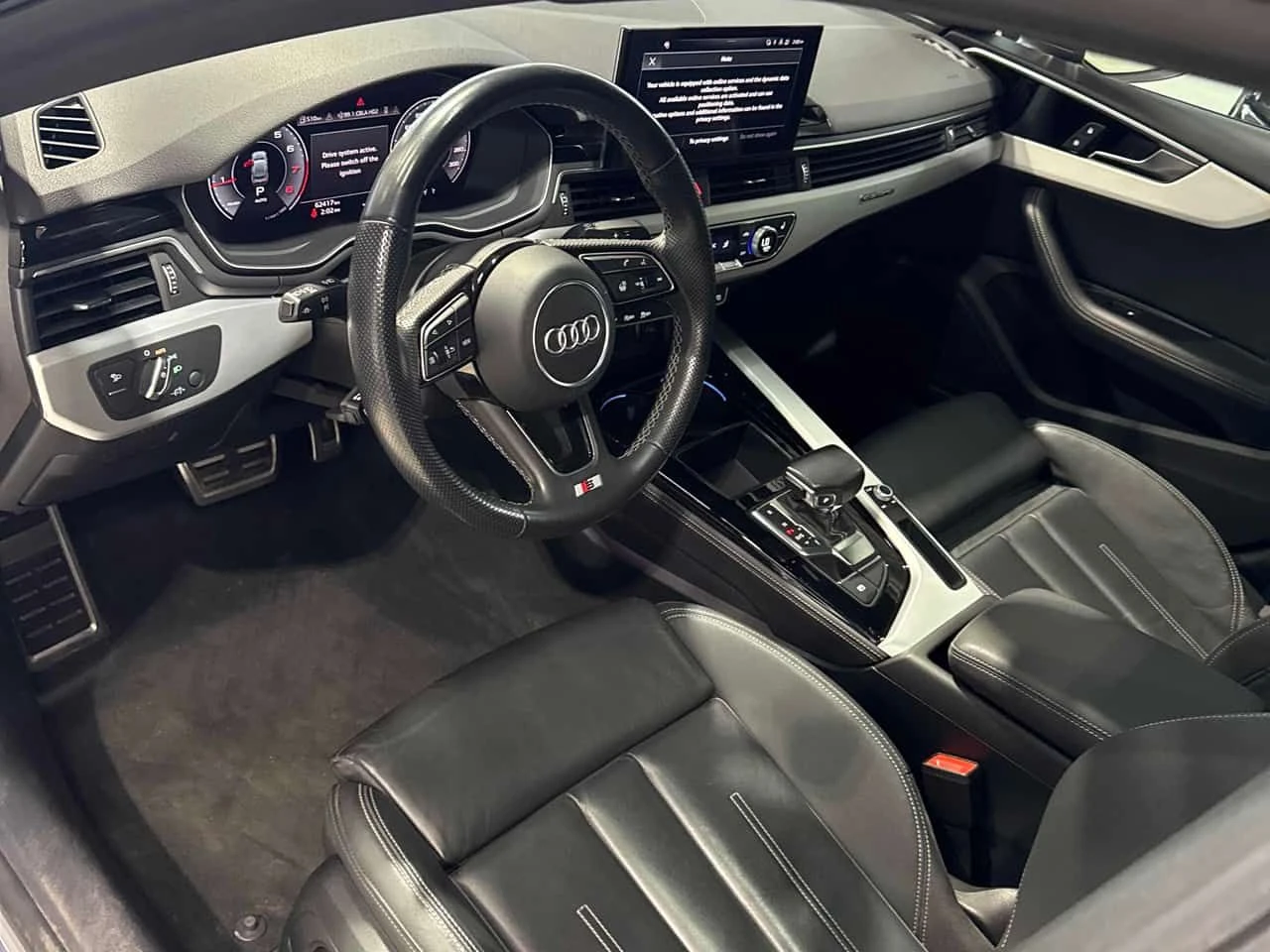 Audi A5 Progressiv| DISTRONIC| ПОДГРЕВИ| ШИБИДАХ| 2 КЛЮЧА, снимка 8 - Автомобили и джипове - 54757002