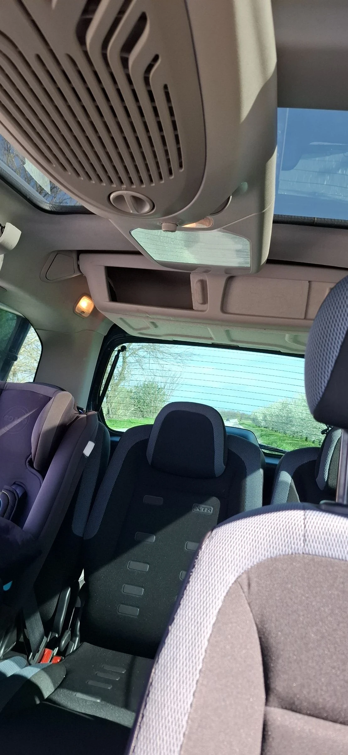 Citroen Berlingo Berlingo XTR, снимка 15 - Автомобили и джипове - 54902543