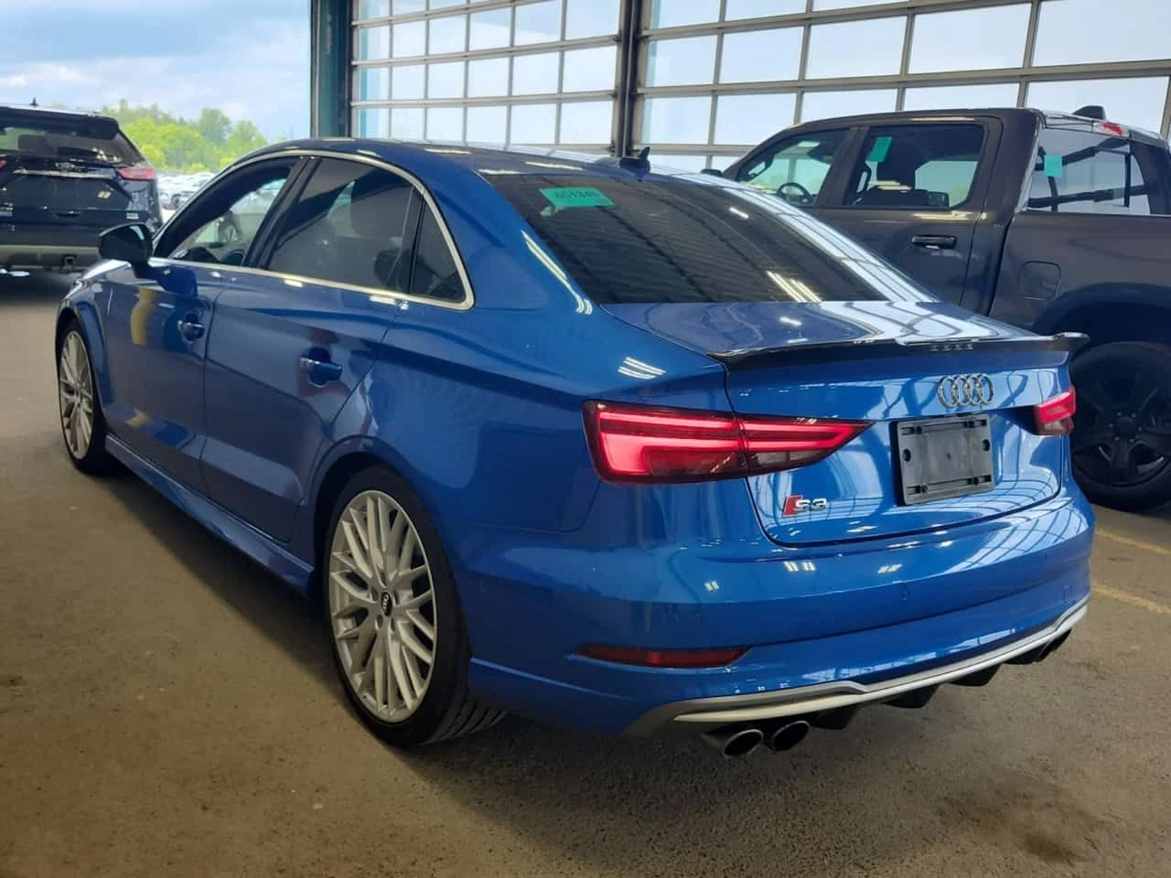 Audi S3 PRESTIGE/CARFAX/ДИГИТАЛЕН КМ./ПОДГРЕВ/ПАНОРАМА, снимка 4 - Автомобили и джипове - 55065451