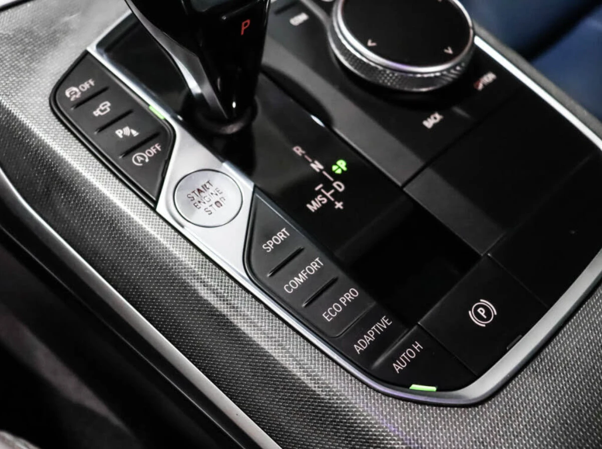 BMW 340 M performance* Individual* xDrive* HUD* Ambient* , снимка 17 - Автомобили и джипове - 55068362