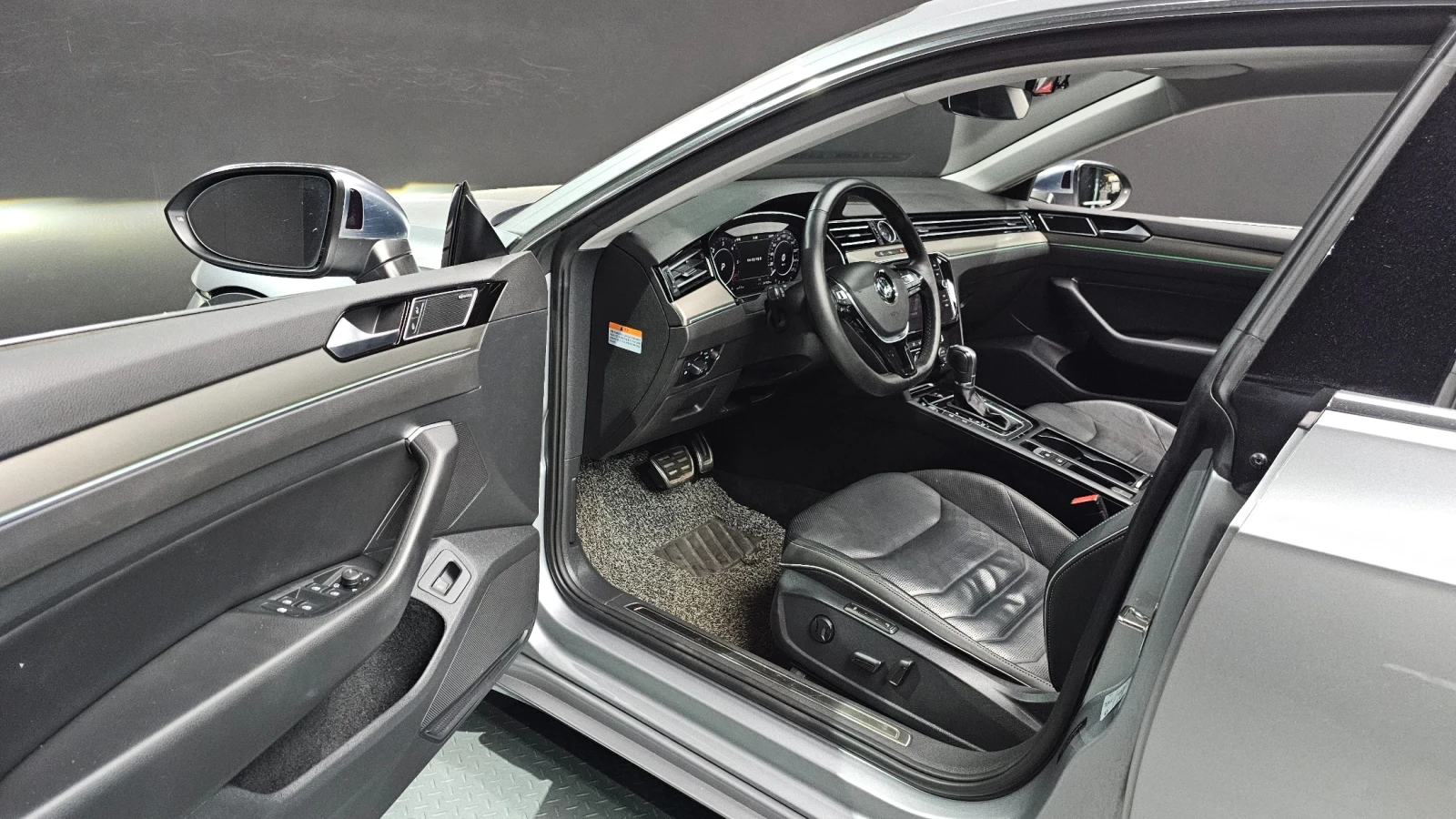 VW Arteon 2.0 TDI Prestige, снимка 6 - Автомобили и джипове - 55466564