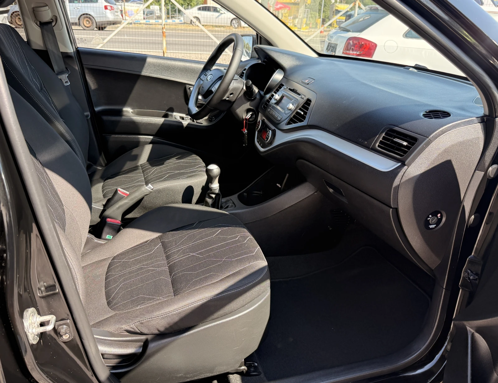 Kia Picanto 1.0i EURO6, Климатроник, TUV, COC, снимка 13 - Автомобили и джипове - 55609298