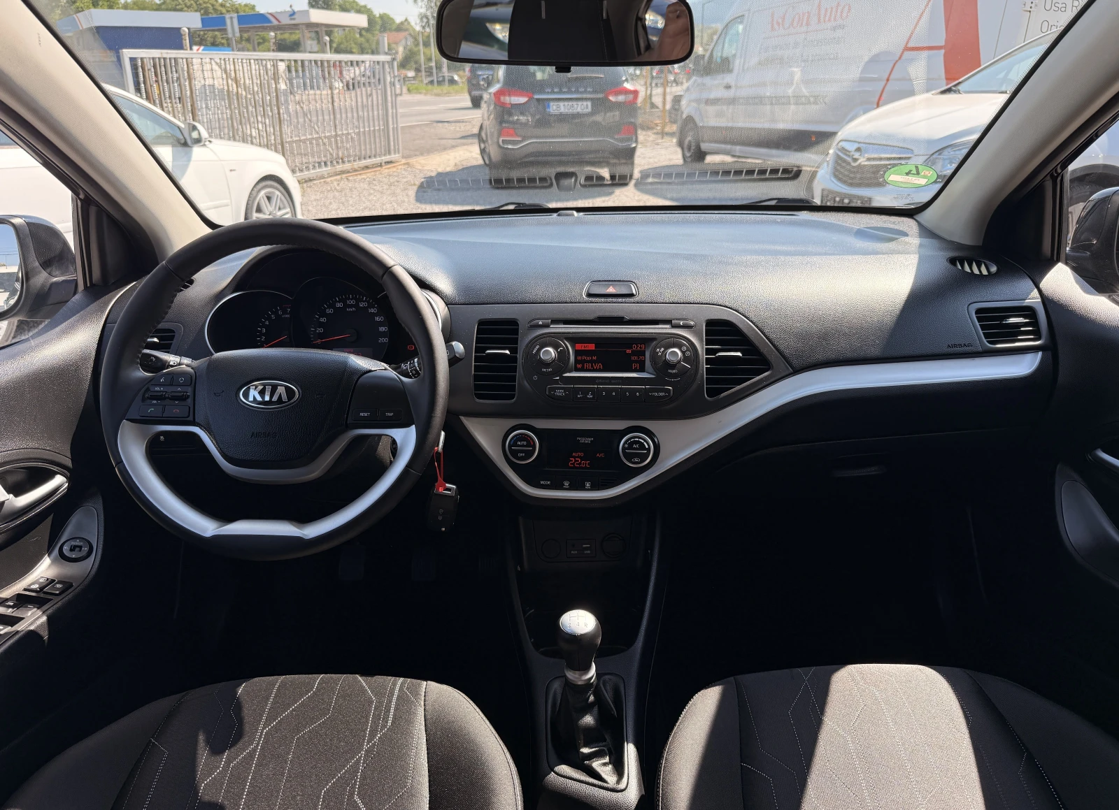 Kia Picanto 1.0i EURO6, Климатроник, TUV, COC, снимка 11 - Автомобили и джипове - 55609298