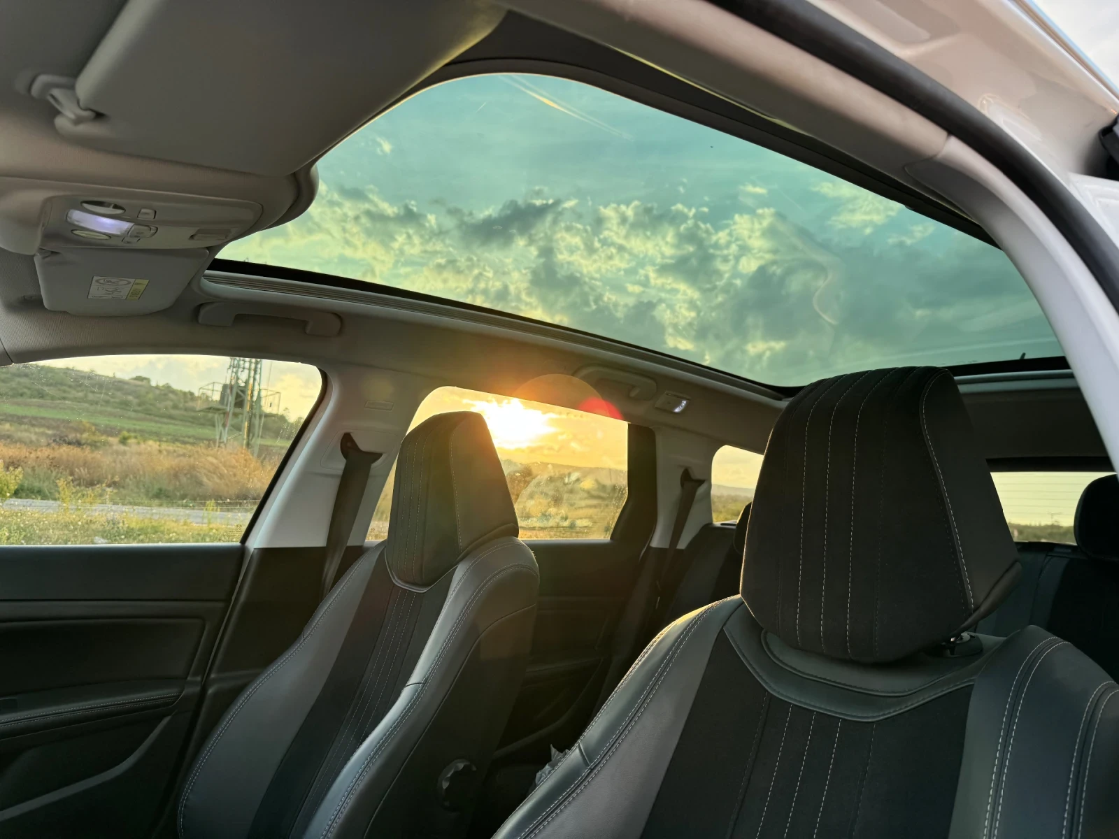 Peugeot 308 GT Line* Full* Top, снимка 10 - Автомобили и джипове - 55930746