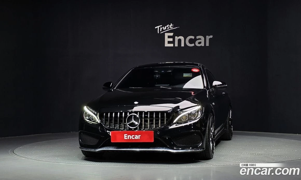 Mercedes-Benz C 200 C200 Coupe, снимка 3 - Автомобили и джипове - 56122464
