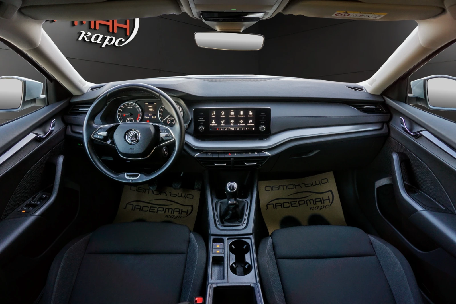 Skoda Octavia SW 2.0TDI ACTIVE, снимка 11 - Автомобили и джипове - 56221519