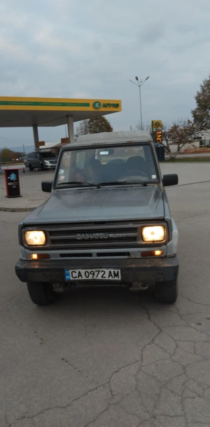 Daihatsu Rocky, снимка 1 - Автомобили и джипове - 47820319