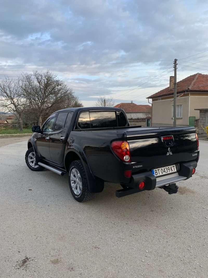 Mitsubishi L200, снимка 4 - Автомобили и джипове - 49610877