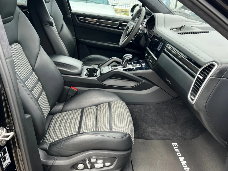 Porsche Cayenne COUPE, CARBON PACK, 22&#34;-TURBO GT, SPORT DESIGN, снимка 10 - Автомобили и джипове - 50287435