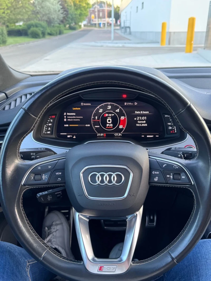 Audi SQ7 4.0TDI* NIGHT VISION* SEPANG BLUE* 435hp* MEMORY* , снимка 9 - Автомобили и джипове - 52637367
