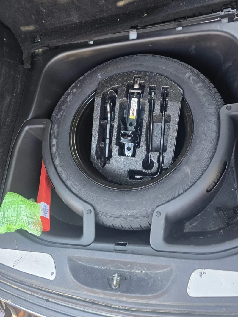 Jeep Grand cherokee 3.0 Diesel , снимка 9 - Автомобили и джипове - 52142061