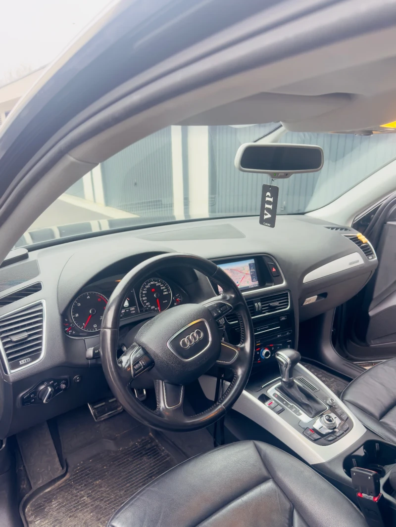 Audi Q5 2.0 177 k.c 4x4, снимка 11 - Автомобили и джипове - 52401098