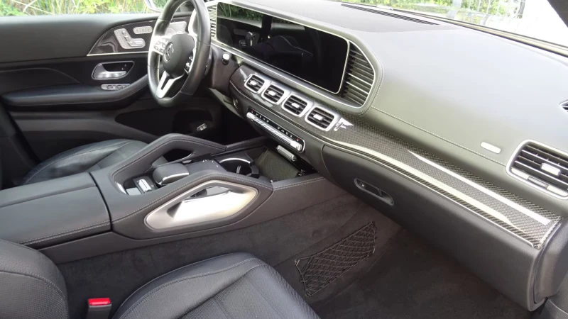 Mercedes-Benz GLS580 4MATIC/489HP/ACC/BSA/MEMO/PANO/BI-XENON/L.ASS/998f, снимка 10 - Автомобили и джипове - 52837146