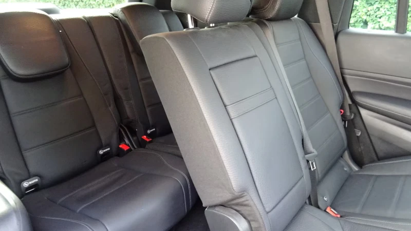 Mercedes-Benz GLS580 4MATIC/489HP/ACC/BSA/MEMO/PANO/BI-XENON/L.ASS/998f, снимка 14 - Автомобили и джипове - 52837146