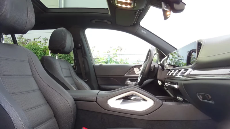 Mercedes-Benz GLS580 4MATIC/489HP/ACC/BSA/MEMO/PANO/BI-XENON/L.ASS/998f, снимка 11 - Автомобили и джипове - 52837146