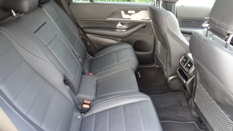 Mercedes-Benz GLS580 4MATIC/489HP/ACC/BSA/MEMO/PANO/BI-XENON/L.ASS/998f, снимка 15 - Автомобили и джипове - 52837146