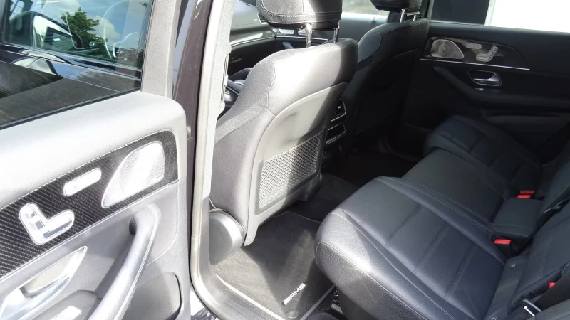 Mercedes-Benz GLS580 4MATIC/489HP/ACC/BSA/MEMO/PANO/BI-XENON/L.ASS/998f, снимка 13 - Автомобили и джипове - 52837146