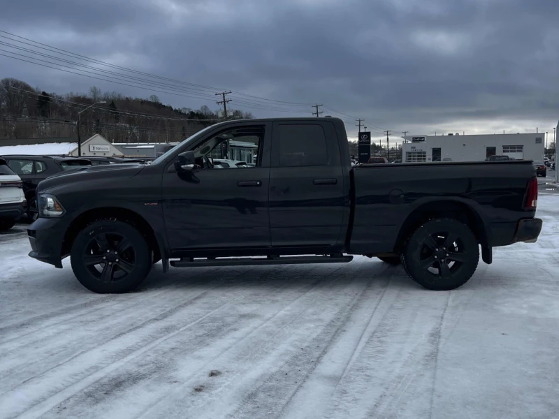 Dodge RAM 1500 CARFAX* АВТОФИНАНСИРАНЕ* БЕЗ ПЪРВОНАЧАЛНА ВНОСКА* , снимка 2 - Автомобили и джипове - 53039198