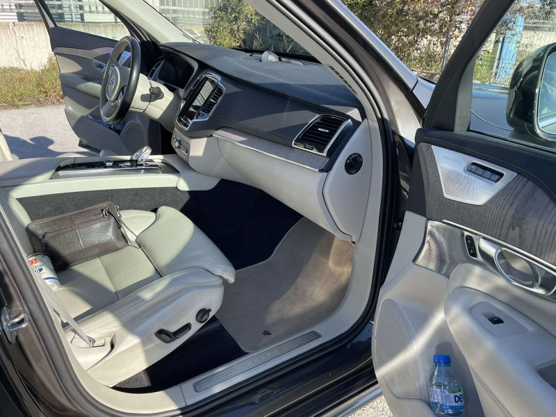 Volvo Xc90 7-Sitzer AWD, снимка 8 - Автомобили и джипове - 53130656